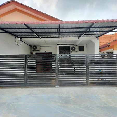 D'Port Dicksonmuslimonly Homestay 외부 사진