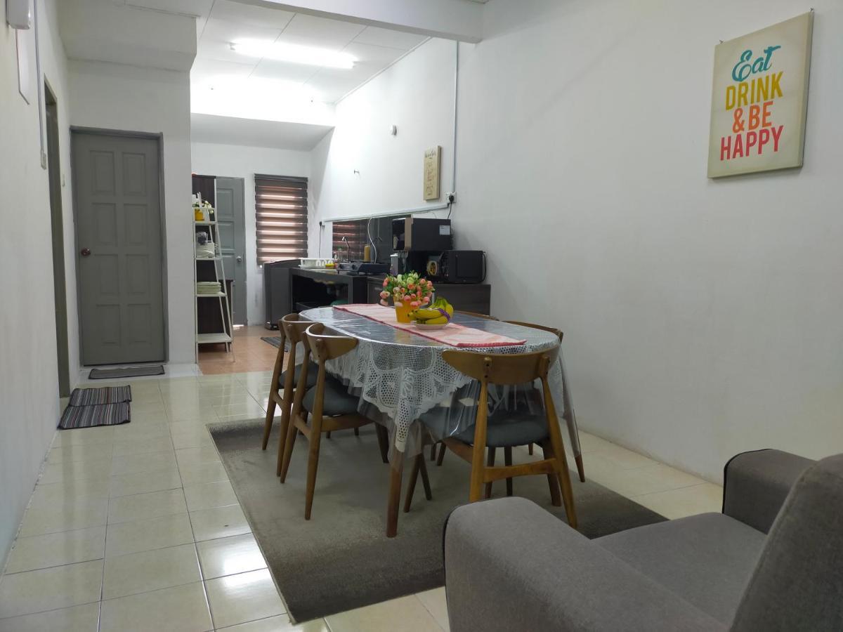 D'Port Dicksonmuslimonly Homestay 외부 사진